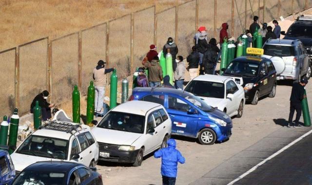 被捕|违法组织120人聚会，被捕人员中近七成感染新冠病毒