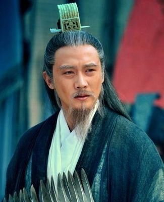 佩服|他是诸葛亮最佩服的人，张飞都忍不住巴结，刘备多次想''开除''他