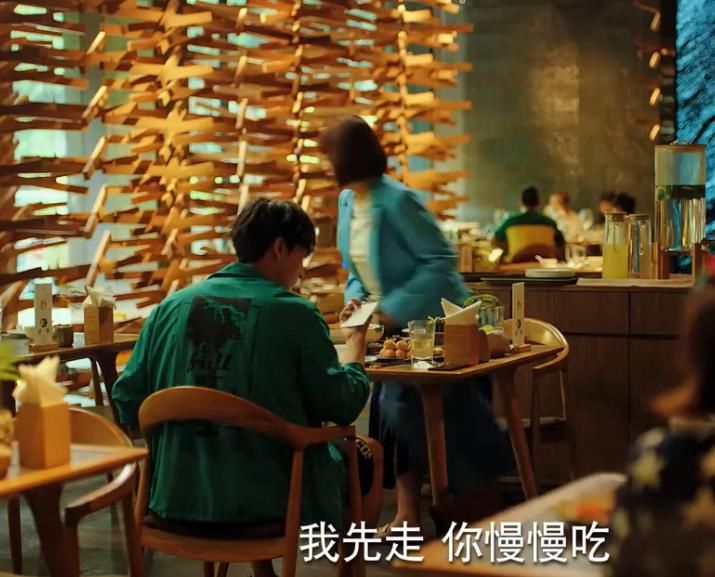  打扮|二十不惑：大宝为爱减肥，送花表白反被羞辱，从此放弃打扮暴饮暴食