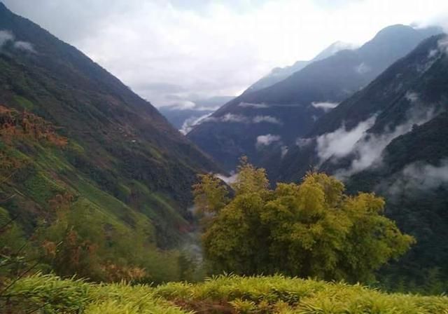 西藏|美丽的藏南地区,有世界雨屋,西藏江南的美誉