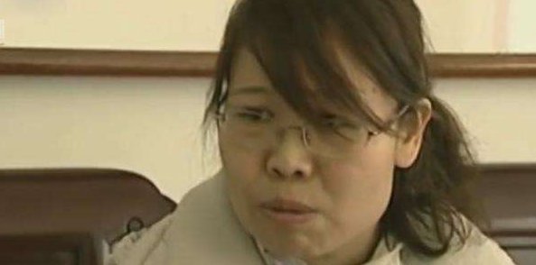 童鞋|男子为女儿在网上买了一双童鞋, 只是闻了下, 当晚抢救无效死亡