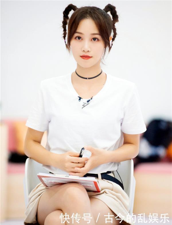  判若两人|蓝盈莹早期图片遭疯传，模样与现在判若两人，网友：这不李宇春吗