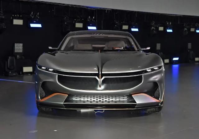  款概念车|众说纷纭论岚图｜驾仕圆桌