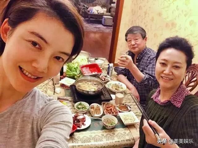 车晓|张涵予好男人人设崩塌?被曝曾与车晓悄悄约会,举止亲密不避嫌