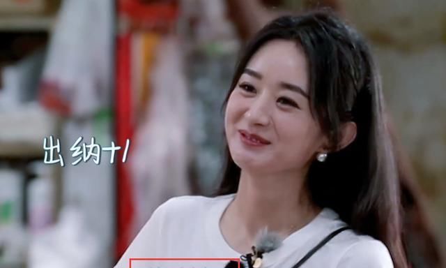  招揽客人|《中餐厅4》最“全能”嘉宾，出纳揽客样样通，掌厨还被大厨夸！