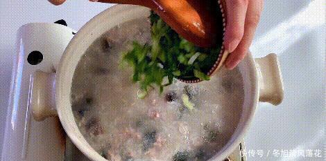分钟|15分钟煮皮蛋瘦肉粥,口感顺滑,质地浓稠,家人都爱,上桌光盘