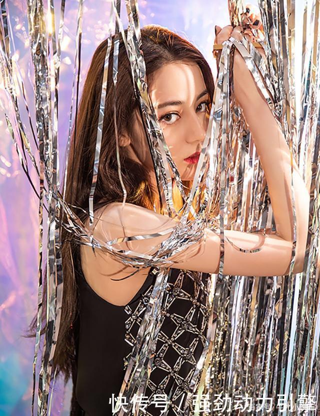  微笑|女生脸上有这3个特征，是很吸引直男的“微笑脸”，很容易招桃花