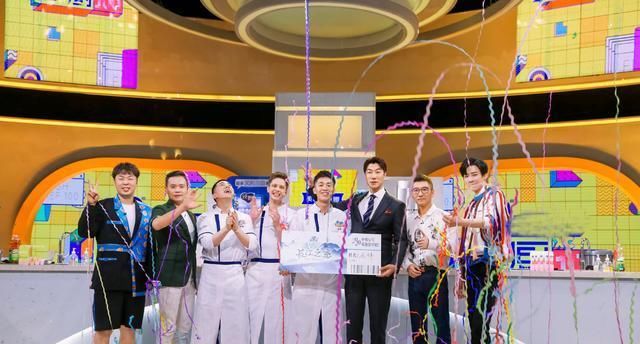  节目组|中餐厅4频出昏招，送走冯伟卡斯柏引不满，替帮厨刘宇宁捏一把汗