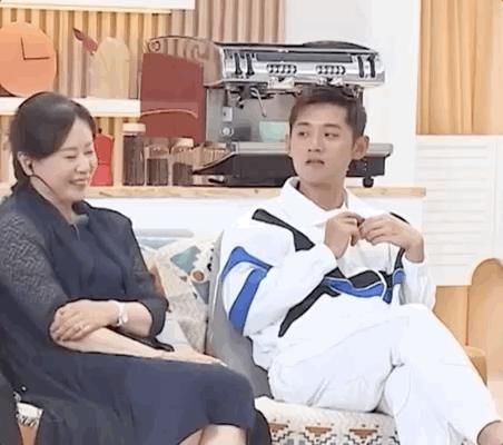  家里|在张继科的家里，上演着现实版「父母爱情」