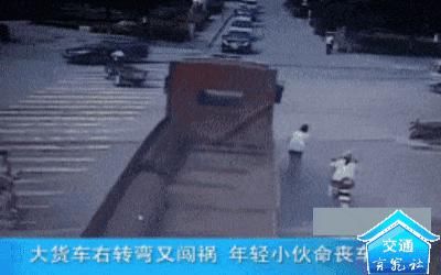  大车司机|悲剧 | 潮汕某路段发生车祸，一人倒在车轮底下.