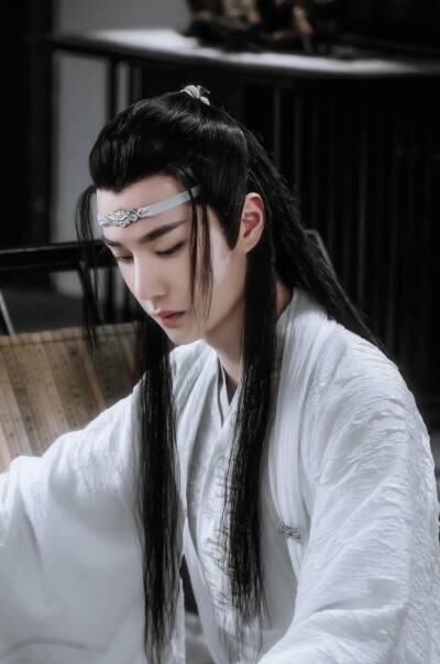 和怒|王一博一句无心话引震动,《陈情令》给的作用是正面还是反面