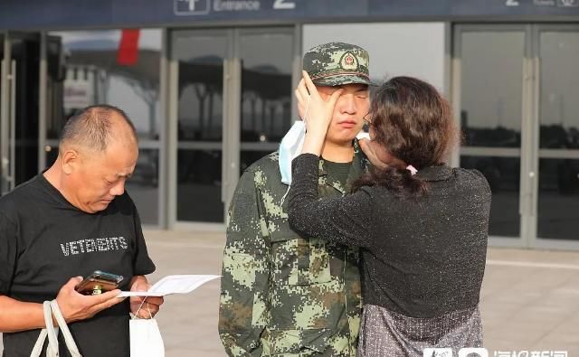  骄傲|一家人的骄傲！日照西站这一幕幕！震撼又泪目......