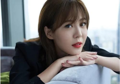 陈赫|《爱情公寓》发展最好的是谁?本以为是陈赫,而她已在国际成名