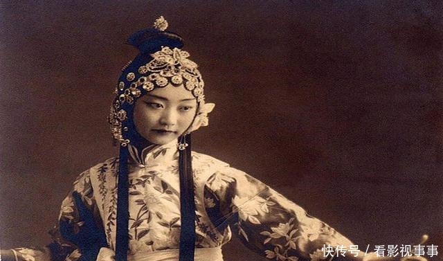 出生|格格摆地摊她是晚清格格,享尽一生荣华,晚年却沦落到摆地摊