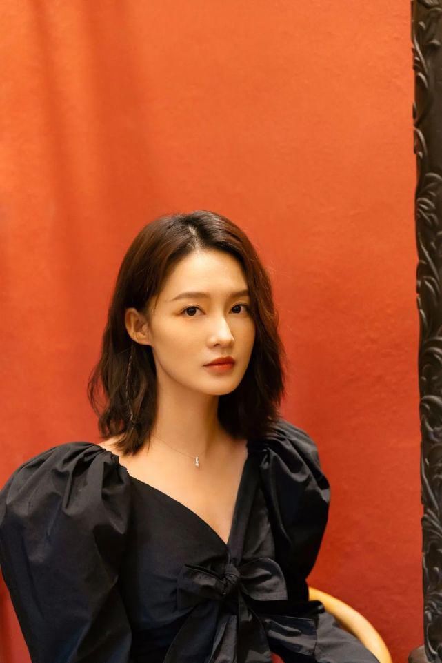  倪妮|榜妹热线 | 蔡徐坤行程、李沁《狼殿下》、倪妮杀青后、张彬彬安排、姚弛商务