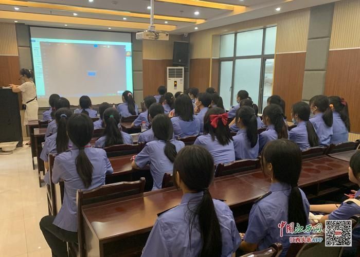 教育馆|南昌现代交通学校组织学生参观南昌县禁毒教育馆