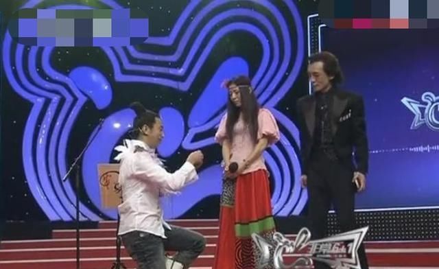  凤凰|星光大道冠军，实力不输凤凰传奇，李咏帮求婚，安与骑兵现状有些惨