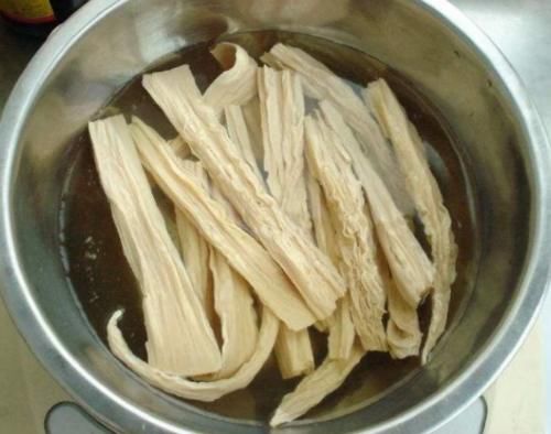  大盘|夏天少不了这三种菜！价格实惠，5块钱炒一大盘，清热解暑！