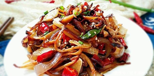 杏鲍菇|鱼香肉丝杏鲍菇新旧美食的融合,传统菜肴散发出新的魅力