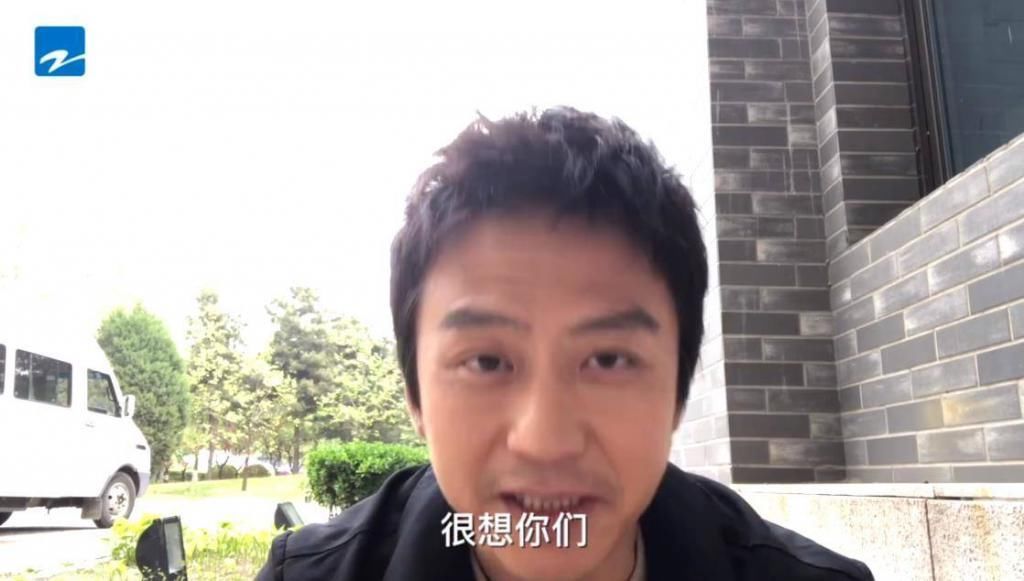  热巴|邓超想念跑男成员却漏说热巴，看到他补录的10个字这才是团魂