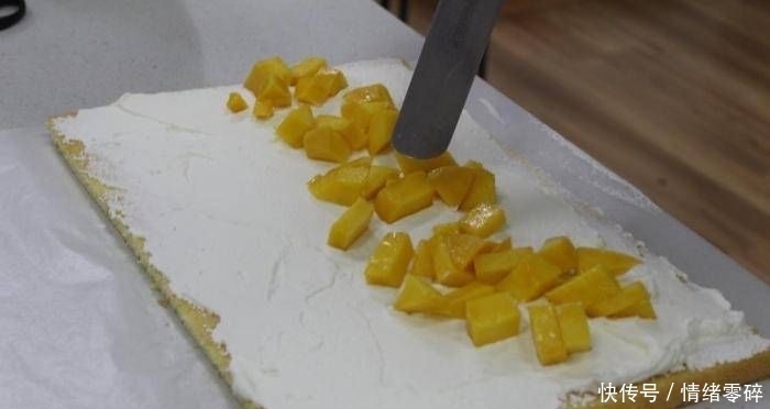 搅拌好|浮云卷:蛋糕可以在家里做,味道超嫩!