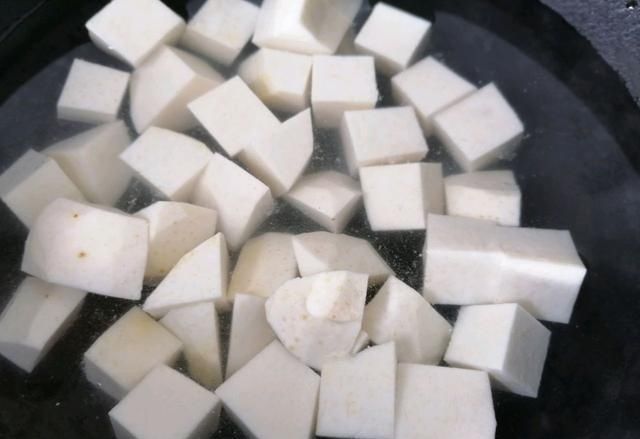 绝配|炖排骨别总放土豆,它才是“绝配”,味道鲜美又补水,秋季别错过