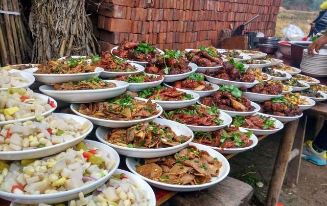 下坡路|农村最低调的职业，隔三差五赚一笔还很吃香，如今却走了下坡路