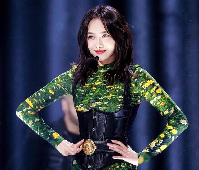  闯内|宋茜尼坤“我结”十周年：尼坤为2PM留守娱乐圈，宋茜独立闯内娱