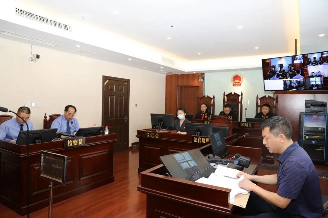  害人|“有熟人帮忙办事”的门路，是诈骗犯的套路