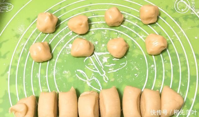 盖上保鲜膜|芝麻香糕点的配方很详细,香口的感觉非常好