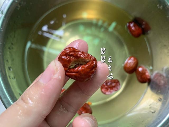  煲汤|夏天要多喝这道汤，滋阴补血，女人多喝气血好，再贵也要舍得买