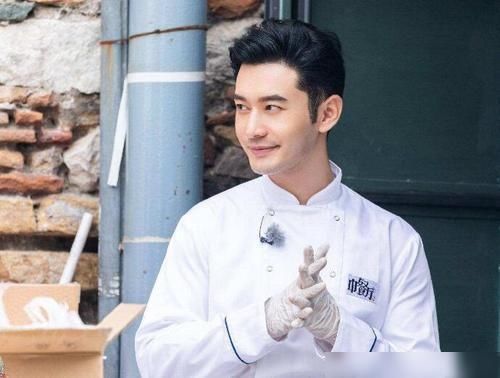  上热|黄晓明在《中餐厅》里脱妆上热搜，形象大变，网友：换了个头？