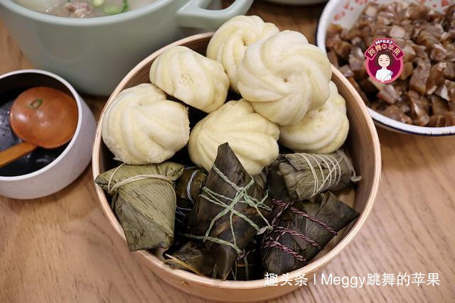  道菜|这位高考生妈妈好赞，一大桌晚餐精心做，第2道菜有滋有味像朵花