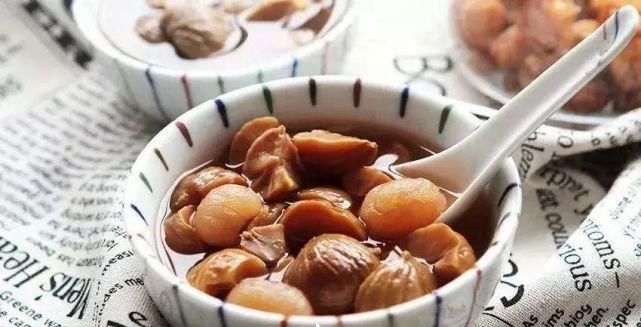  优质|优质生活|煮板栗时，板栗先下锅就错了！只需多加这1步，板栗又香又好剥