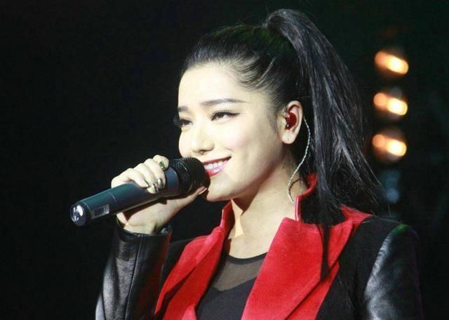  声音|快女冠军事业高开低走，或将参加《好声音》海选，李宇春是评委