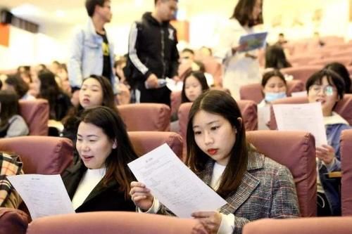  不知所措|填报志愿时，困扰很多学生的3大难题，就连学霸也不知所措！