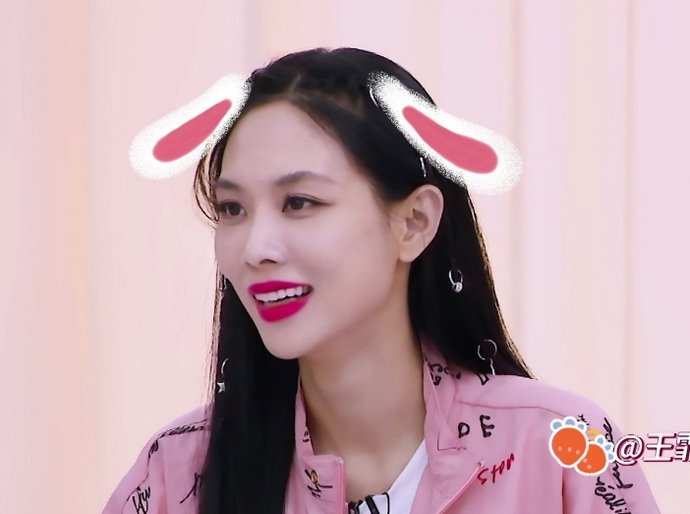  装扮|《浪姐》阿朵终于做了最想做的事，没有华丽的装扮，却更打动人