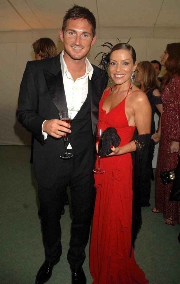 男人|两个女人的战争？中年男人的爱情？这是伦敦男人兰帕德的故事