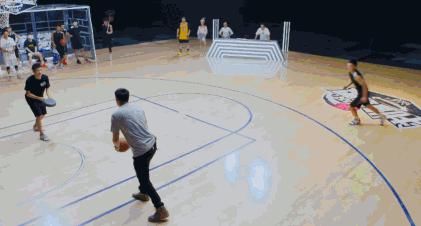  表演赛|道具扣篮花样多！《扣篮联盟》表演赛来袭 总决赛你们准备好了吗？