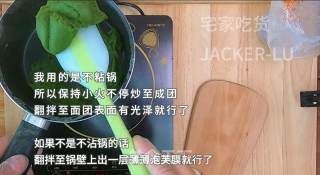 泡芙|记第一次做闪电泡芙,酥脆外皮,美味奶油内陷,让人迷醉其中的美食,希望能治愈你的心灵。