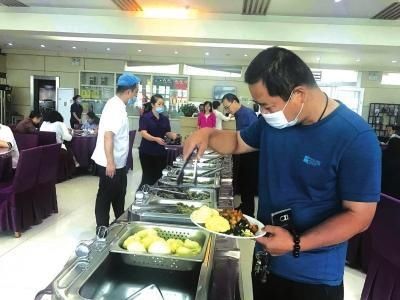 培训中心|昔日观景楼 今朝大食堂——市人大培训中心职工食堂厉行节约出实招见实效