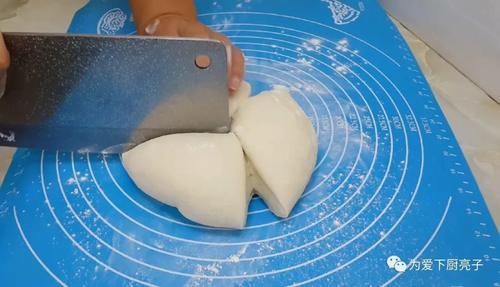 保鲜膜|面粉又出神奇做法,不发面不烫面,外焦里软又空心,吃过念念不忘