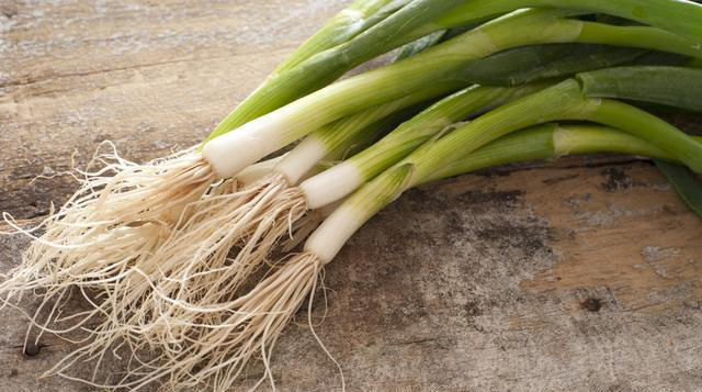 过多食用|原来保存大葱这么简单,不干不空心,轻松放半年都新鲜,随吃随取
