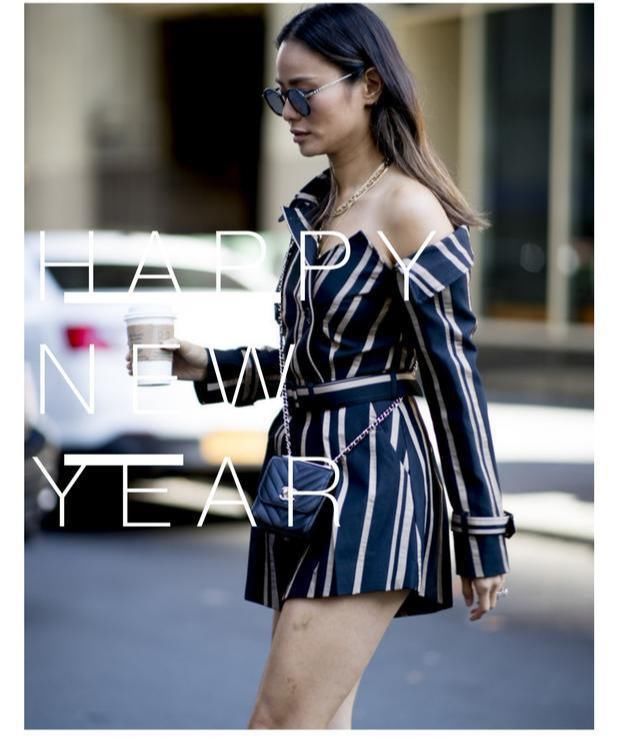  小心|简约不简单，瞧时尚博主的“基础条纹装”穿搭，处处透着小心机