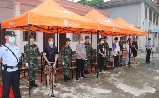 案件|英山法院对张某峰等6人涉恶案件一审宣判