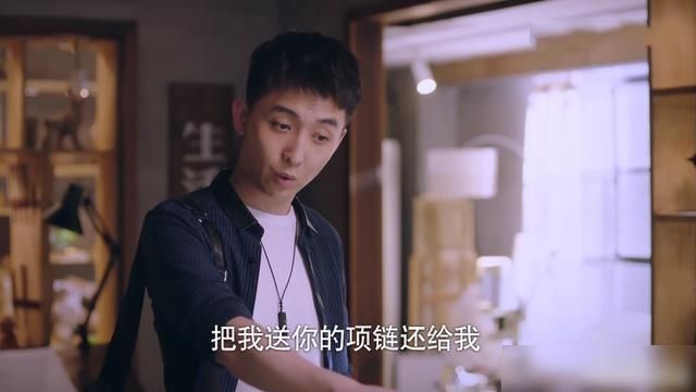 领证|《以家人之名》收官,海潮、贺梅领证,小橙子最后举动令凌霄担忧