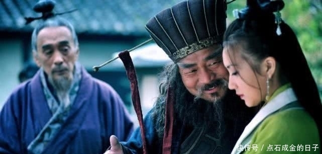  汉少帝|让董卓成了天下的敌人, 袁氏兄弟争相称帝, 汉献帝到底有多值钱?