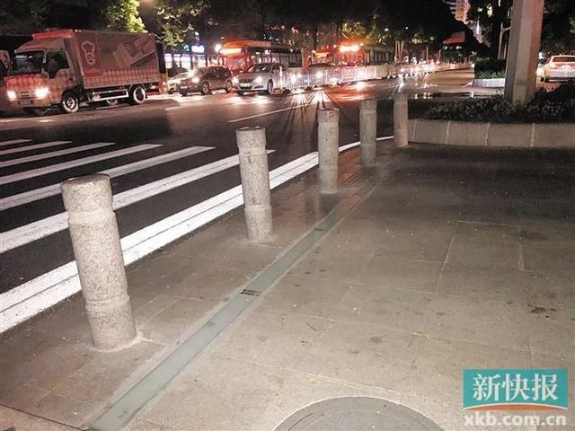  信号灯|红绿灯“长”在地上 可随信号灯变化亮灯