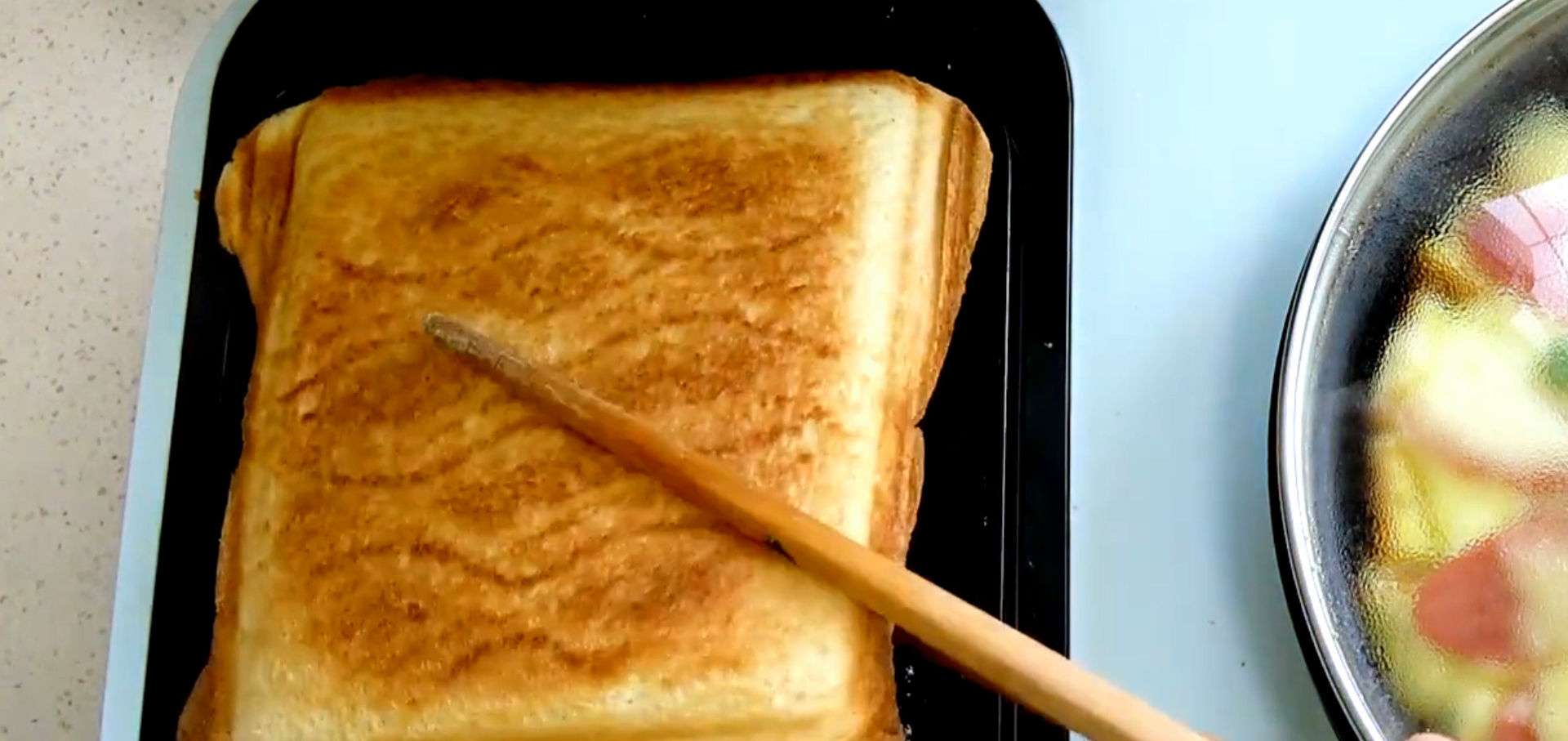  早餐|早餐要吃好，4分钟做核桃酸奶三明治，好吃营养又益脑，孩子超爱