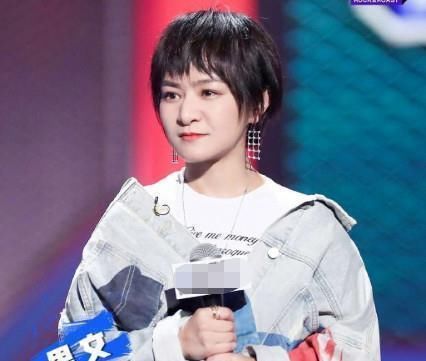  出局|《脱口秀大会》“一姐”思文第一轮爆冷出局，疑是离婚内幕